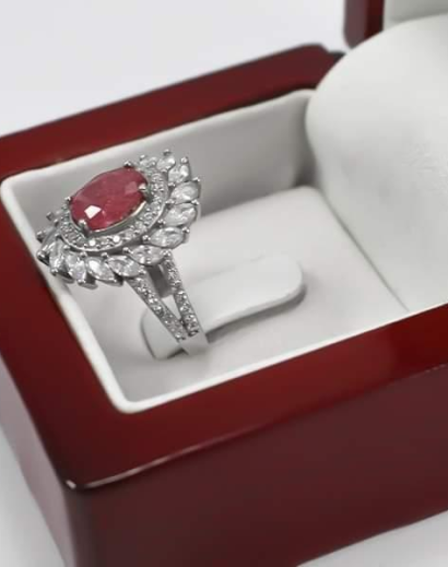 Women’s silver-cut red ruby diamond ring with beam design